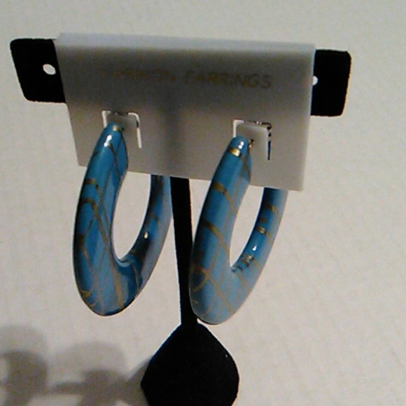 Jewelry - Nwt Blue with Gold hoop earrings